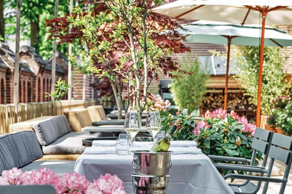 Hotel Arena Main image